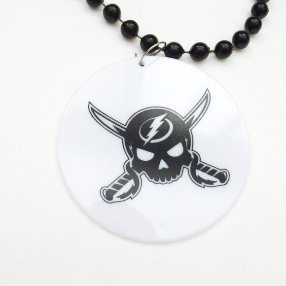 ⚡️Tampa Bay Lightning Hockey Club Pendant Beaded Necklace - Picture 2 of 4